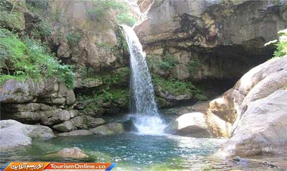 آبشار هشترخان منطقه ای بکر در دل هندوستان ایران