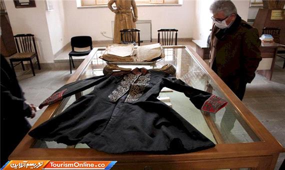 اهدای لباس سرتیپی 116 ساله به موزه قاجار تبریز