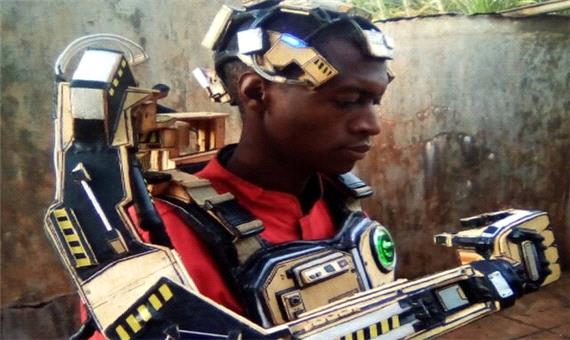 ساخت بازوی رباتیک قابل کنترل با ذهن توسط 2 مخترع کنیایی