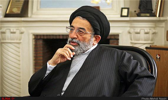 رمزگشایی از تردید ظریف و سیدحسن خمینی برای کاندیداتوری توسط موسوی‌لاری