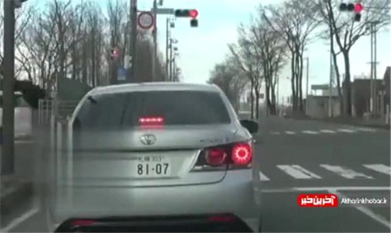شیوه جالب پلیس نامحسوس ژاپن برای متوقف کردن رانندگان متخلف