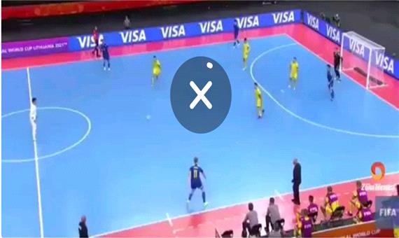 صحنه عجیب داوری به سود تیم لیتوانی، میزبان جام‌ جهانی فوتسال در بازی با قزاقستان