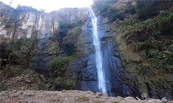 گیلان شهرستان تالش آبشار لوشکی