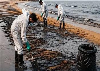 ماجرای لکه نفتی در دریای عمان و خلیجفارس