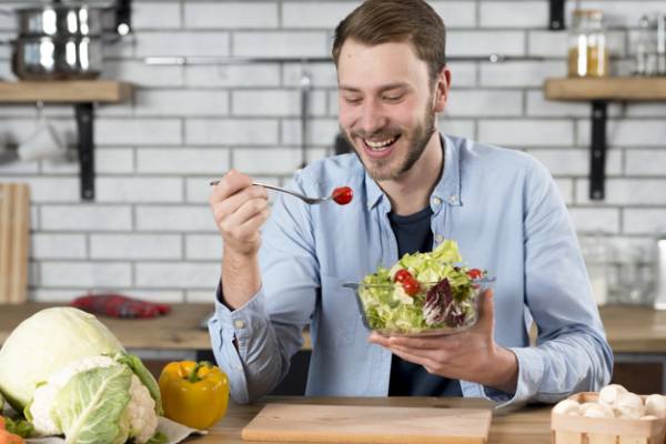 مواد غذایی مفید و ضروری برای آقایون