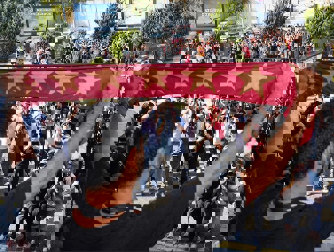 آریا جوان