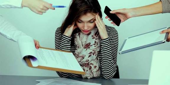 دخترم از الان استرس کنکور دارد