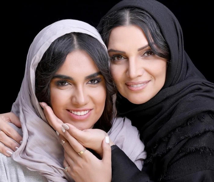 آریا جوان