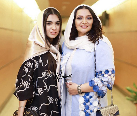 آریا جوان