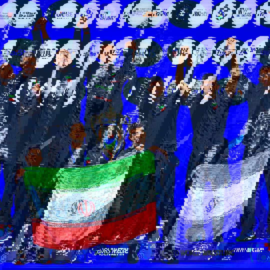 آریا جوان