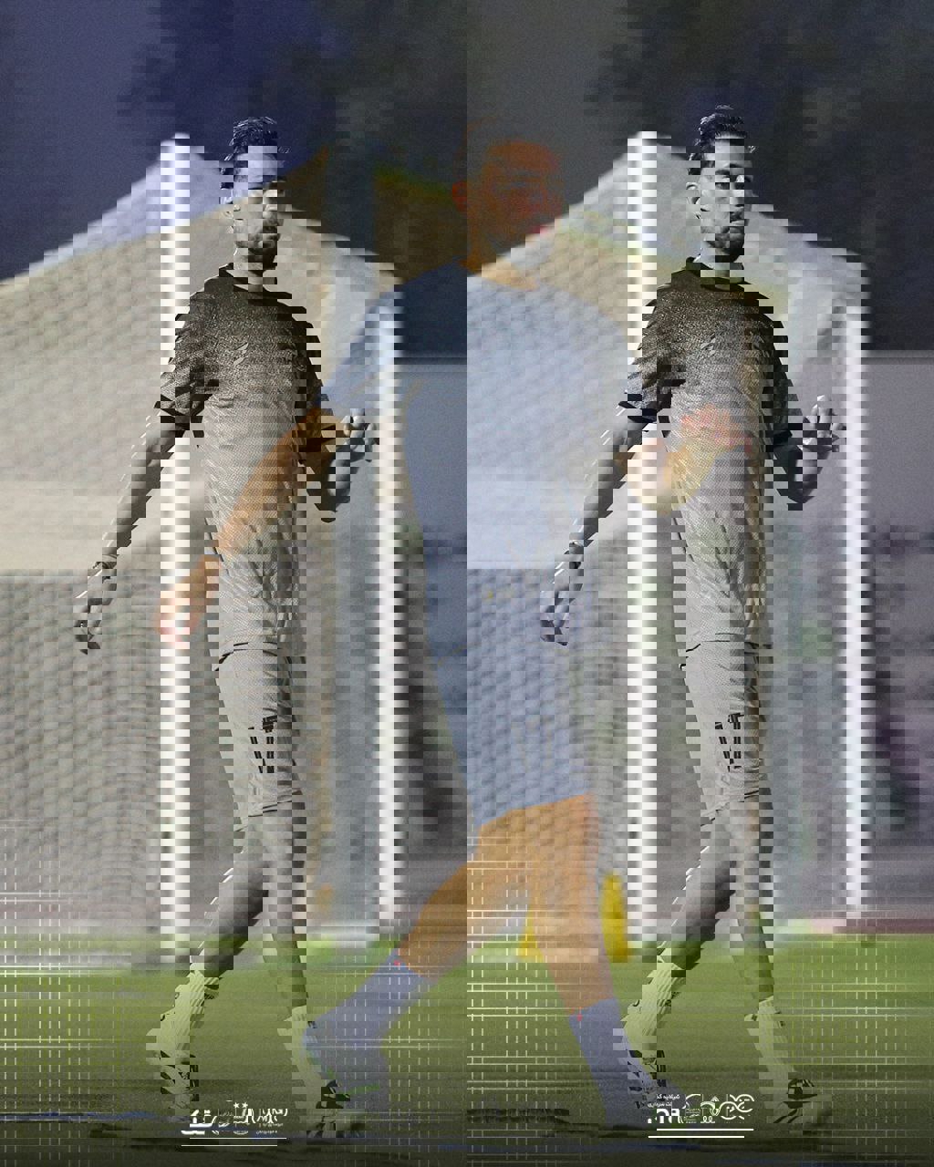 آریا جوان