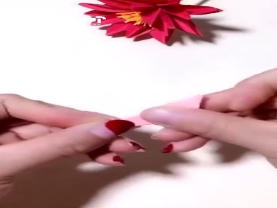 با کاغذ، گل های خوشگل درست کن!