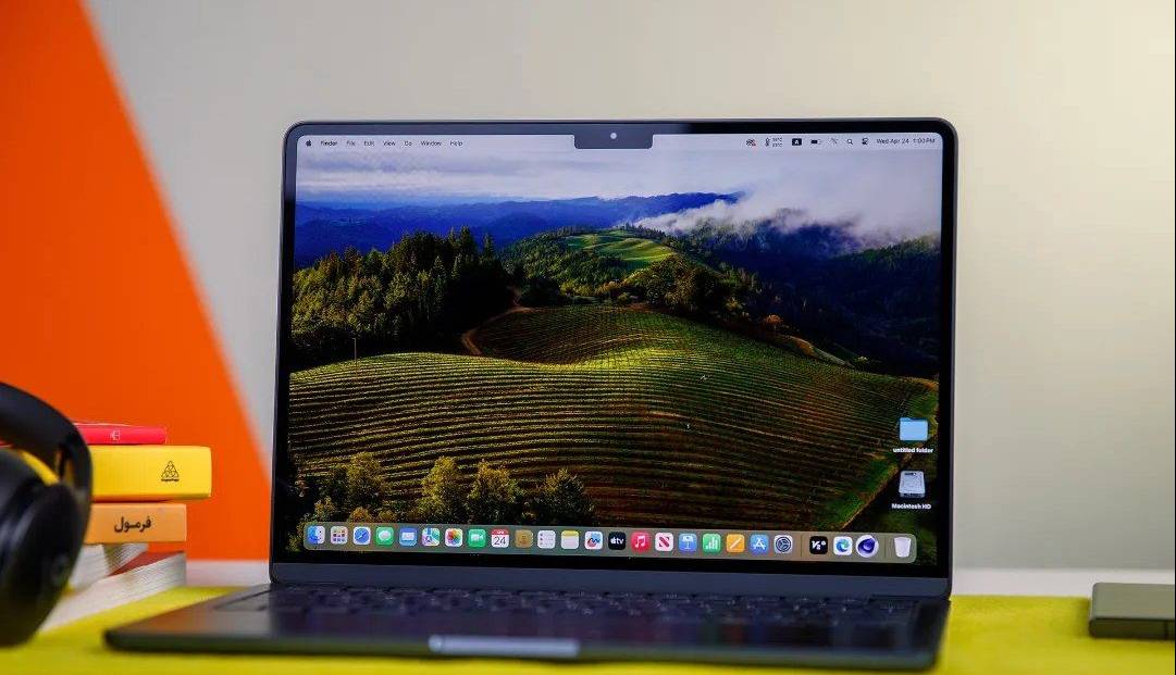 نمایشگر لمسی پس از مک‌بوک پرو به مدل ایر هم اضافه می‌شود