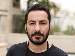 چهره ها/ شب‌گردی نوید محمدزاده در خیابان‌های تهران