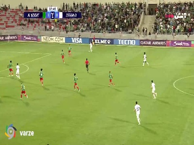 پاس محشر یاسر آسانی؛ گل اول استقلال توسط مهران احمدی در دقیقه ۳۸