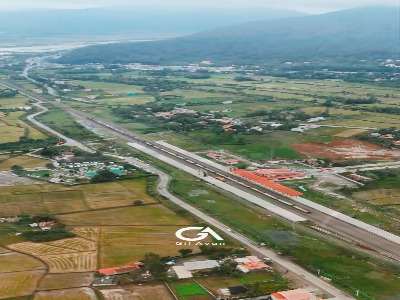 عبور قطار از سراوان و امامزاده هاشم…