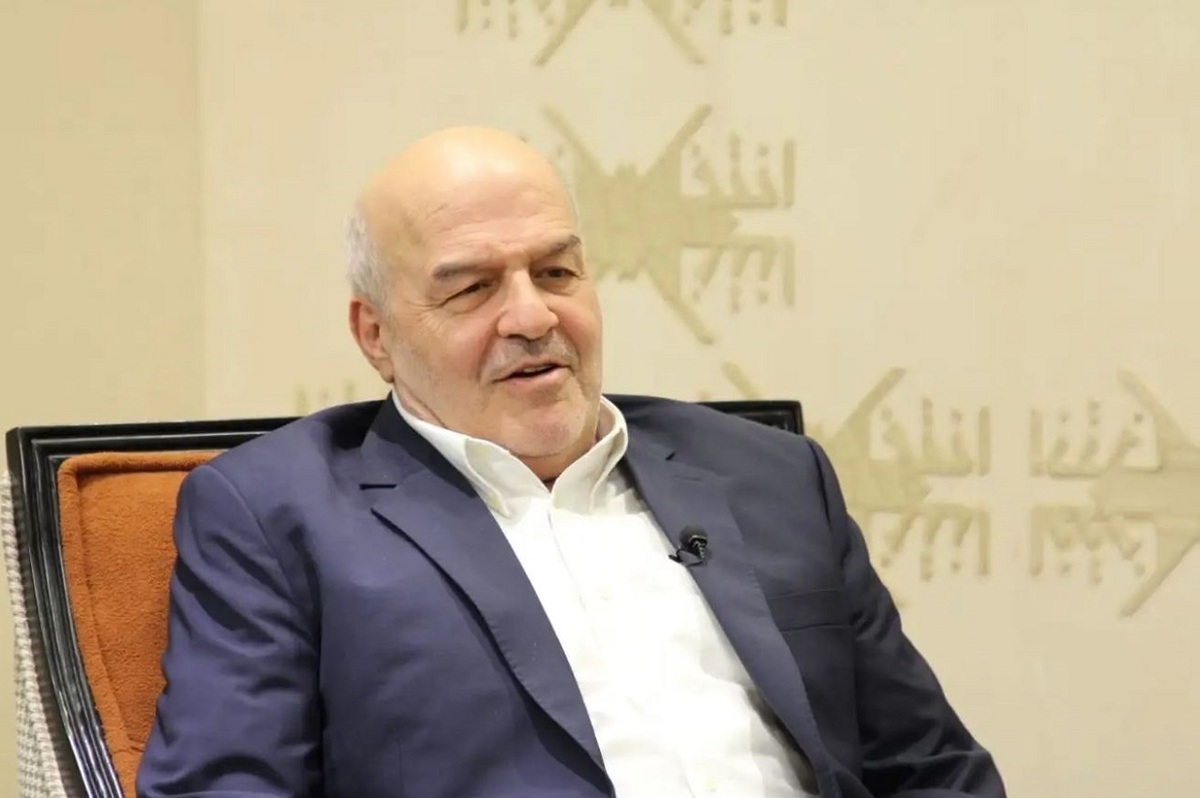 کلانتری: اگر قانون نوشتن بلد نیستیم، قانون نویس از خارج بیاوریم!