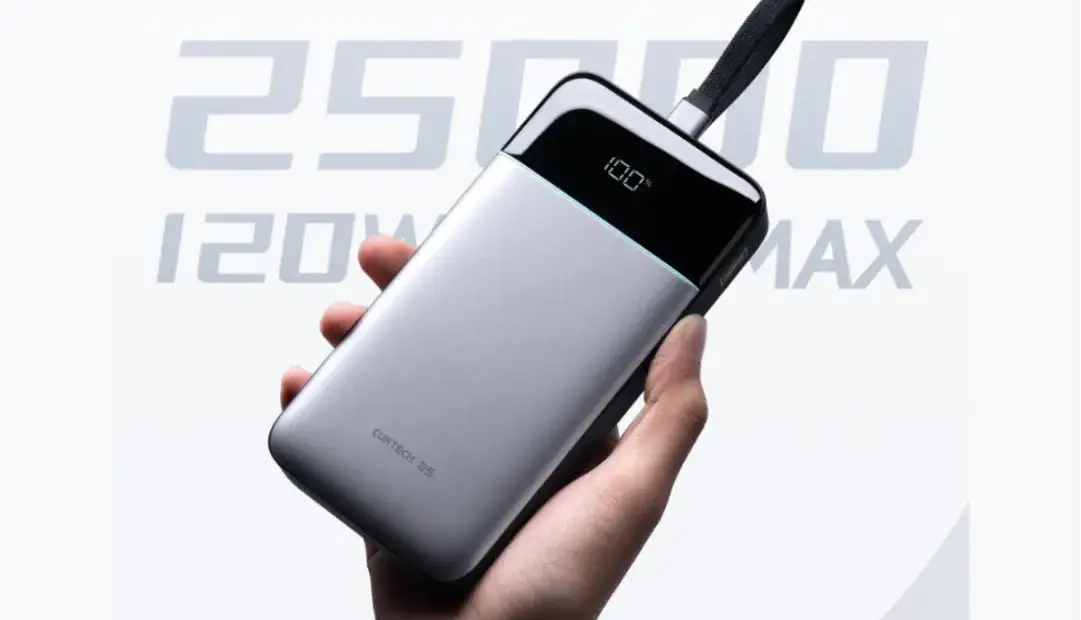 این پاوربانک اقتصادی ۲۵۰۰ میلی‌آمپرساعتی، شارژ ۱۲۰ وات دارد