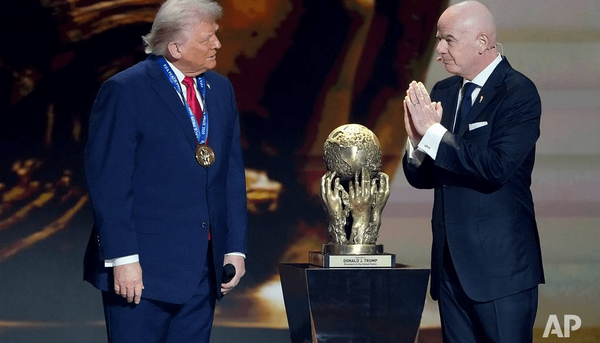 خودزنی تاریخی فیفا