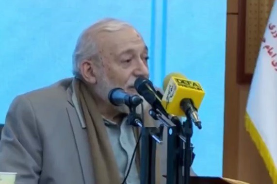 لاریجانی: ترامپ خیلی احمق است؛ او وضعیت را نفهمیده است