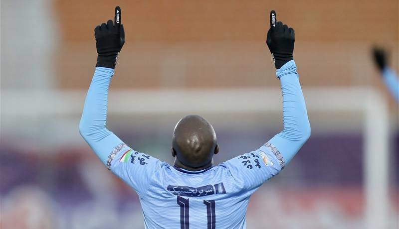 رنی: از رفتار گرم ایرانی‌ها شگفت‌زده شدم