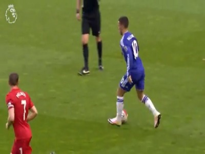 ادن هازارد؛ یک تنه مقابل همه