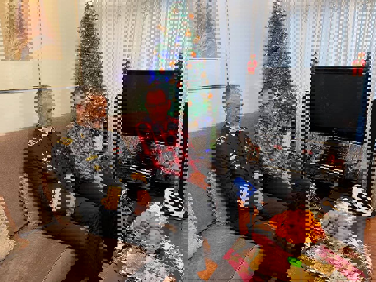 رئیس ستاد ارتش با جانباز و آزاده ارمنی دیدار کرد