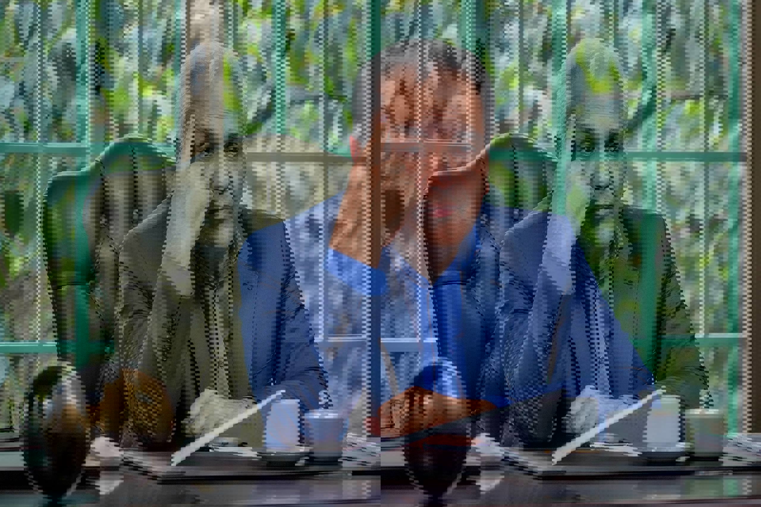 مهران مدیری، «شیش ماهه» و بازگشتی موفق به قاب کوچک