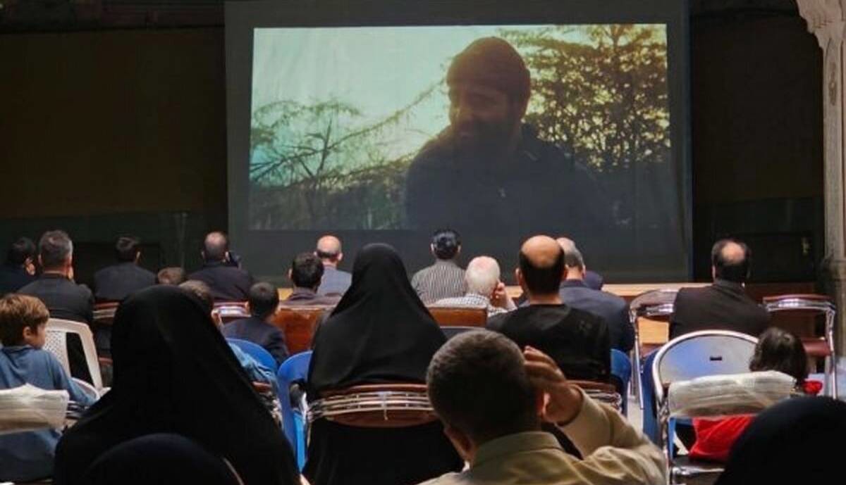 اکران مردمی «مجنون» در مناطق فاقد سینما