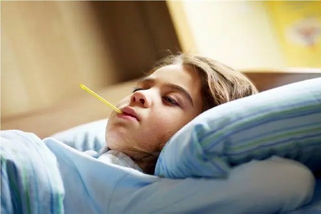 کدام مکمل ها برای تقویت سیستم ایمنی و کاهش تب مفید هستند؟