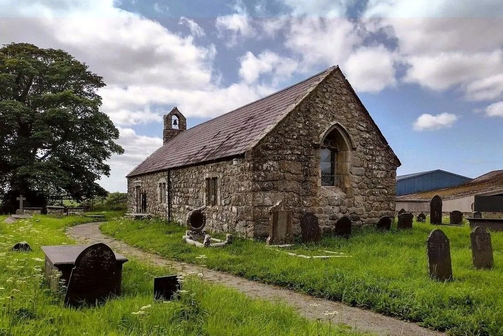 مردی در روستایی با ۸۰ نفر جمعیت، از ۵ زن صاحب ۴۳ فرزند  شد!