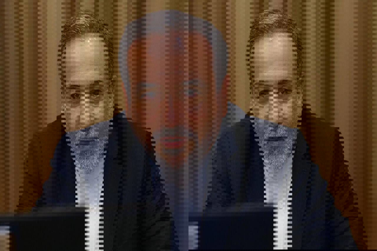 عراقچی: صلح با زورِ ترامپ، همان قانون جنگل است