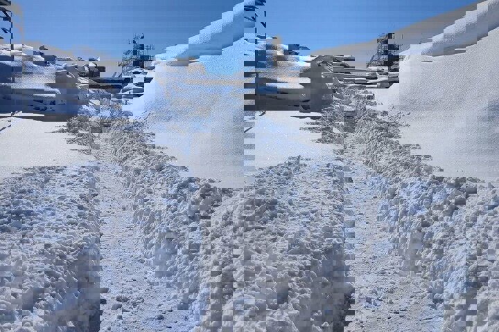 مسیر دسترسی به میراث جهانی تخت سلیمان تکاب باز شد