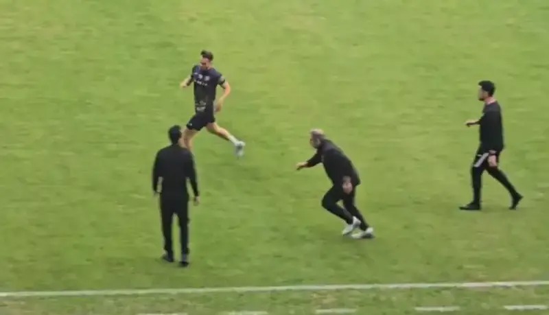 وضعیت مشکوک اوستون اورونوف!