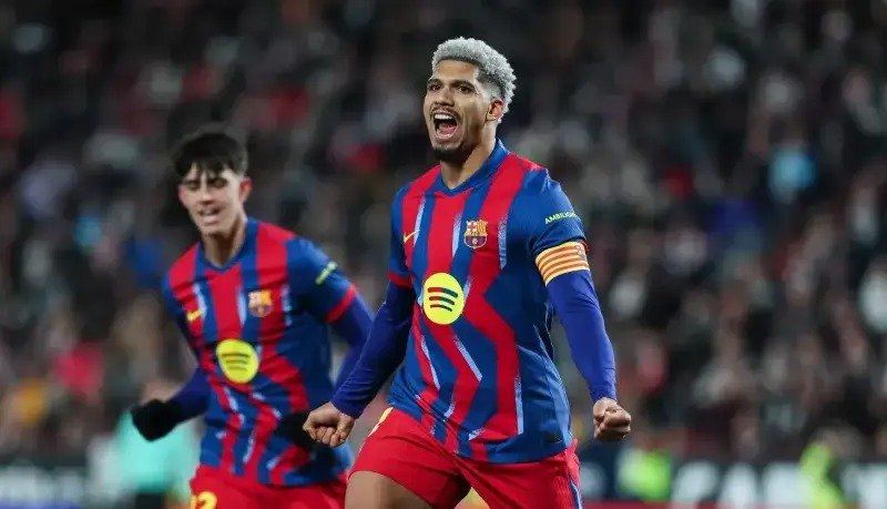 فلیک را بعد گل بغل کردم چون مثل پدرم است