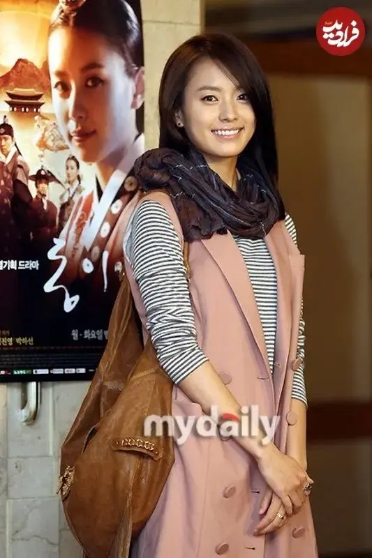 چهره ها/ استایل خاص بازیگر دونگ‌یی در مراسم پایانی این سریال