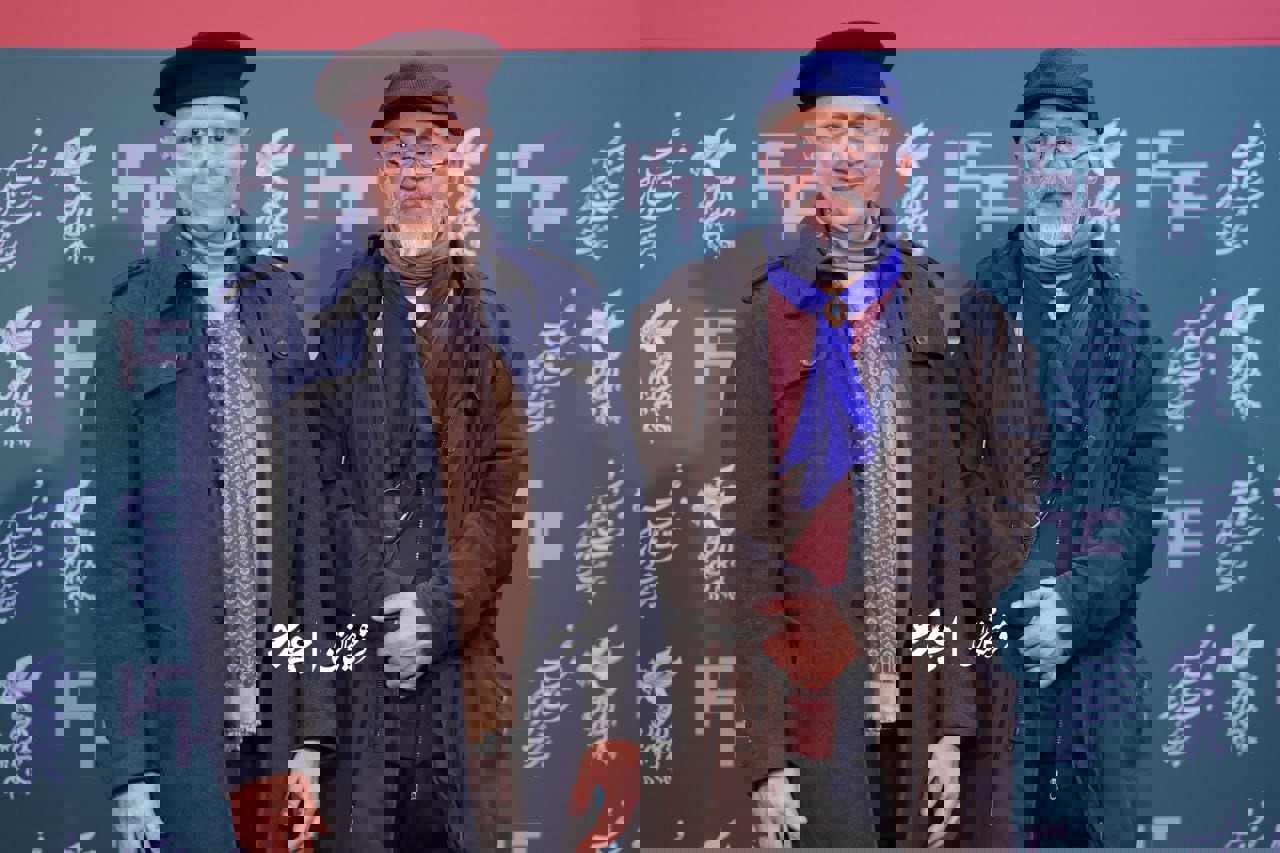 فتوکال فیلم «کافه‌سلطان» به‌کارگردانی مصطفی رزاق‌کریمی