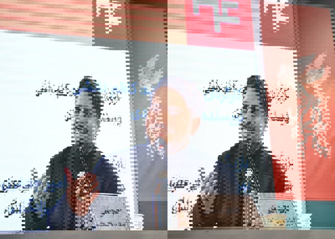 کاظم دانشی بیان کرد: فیلم‌ها باید از فیلتر فجر بگذرند/ تجربه حضور با سه فیلم در جشنواره فجر