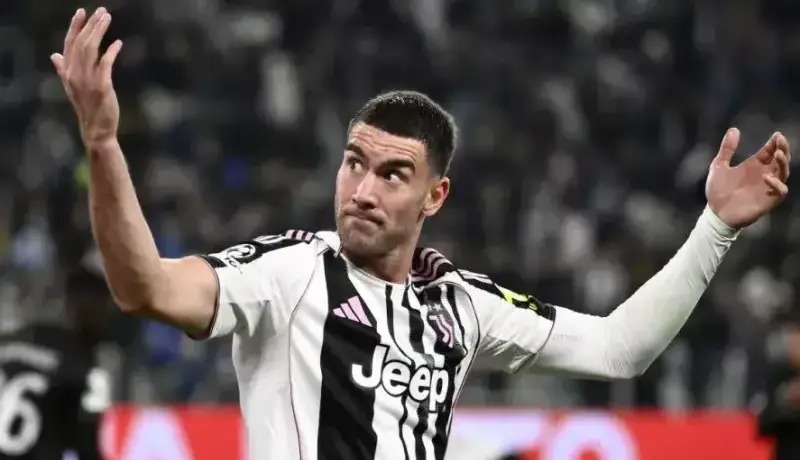 امیدواری یووه؛ شاید ستاره جنجالی بماند