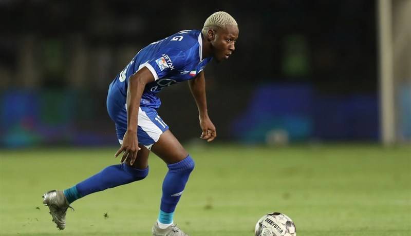 بیانی با انتقاد از جنپو؛ مگر می‌شود بازیکن حرفه‌ای این همه بیفتد؟