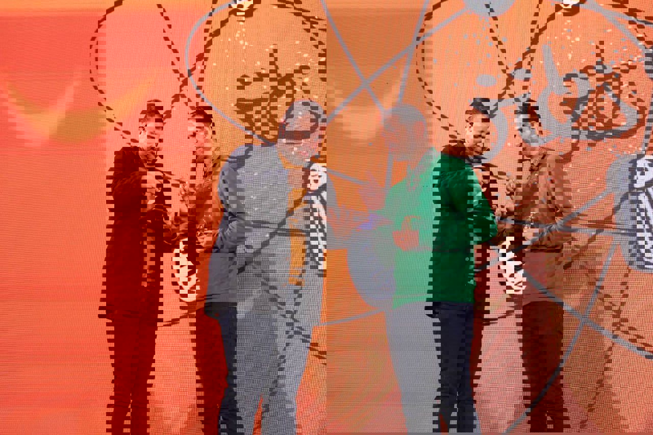 برگزیدگان جشنواره شعر طنز «امضای کری تضمین است» معرفی شدند