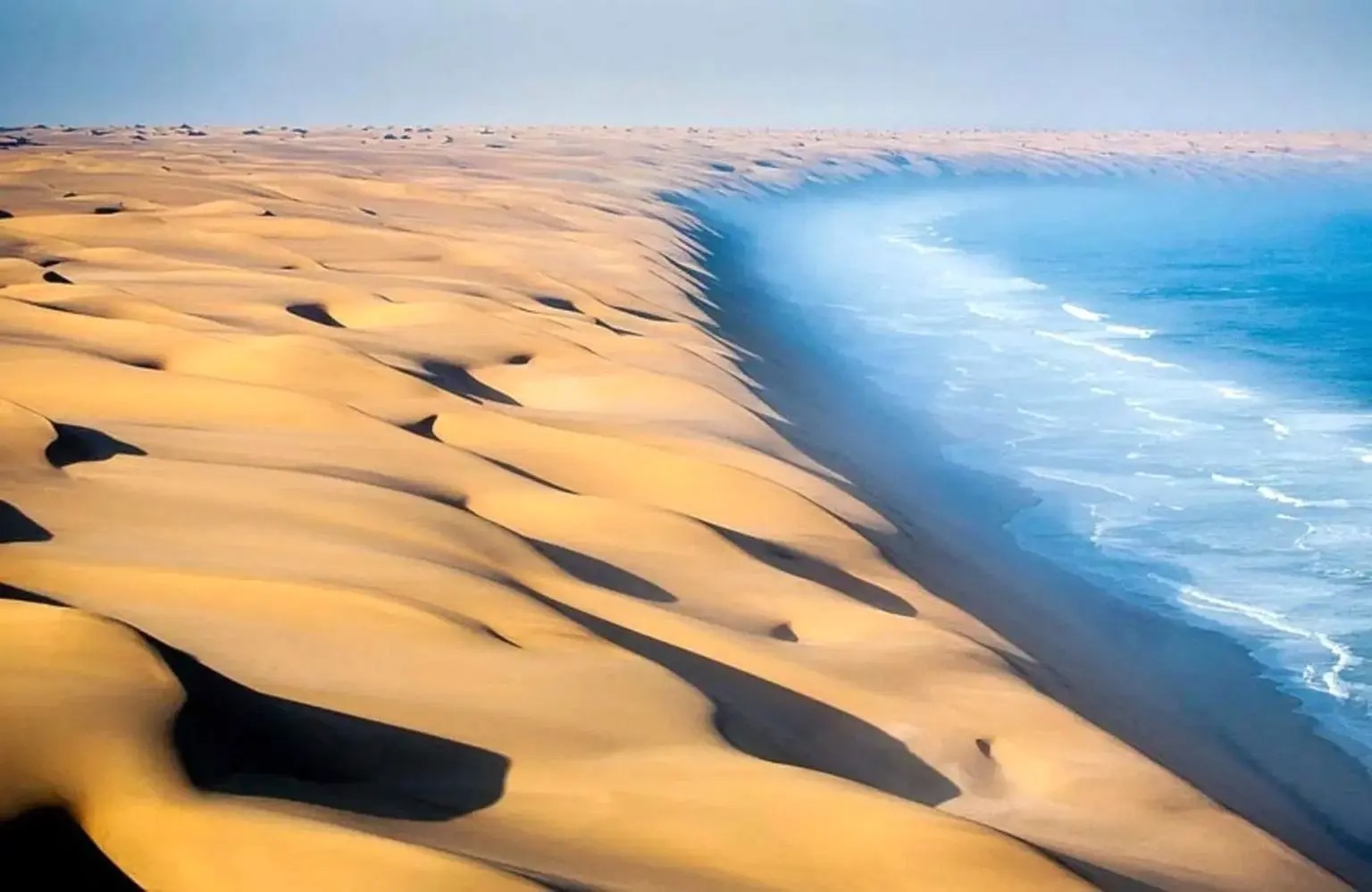 چرا بعضی از خشک‌ ترین بیابان‌ های جهان کنار اقیانوس‌ ها هستند؟