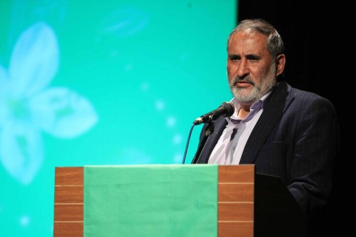 آریا جوان