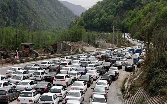 یک طرفه شدن چالوس و آزادراه تهران- شمال از ساعت ۱۱ صبح