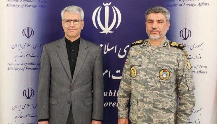 دیدار سخنگوی ارتش و سخنگوی وزارت خارجه