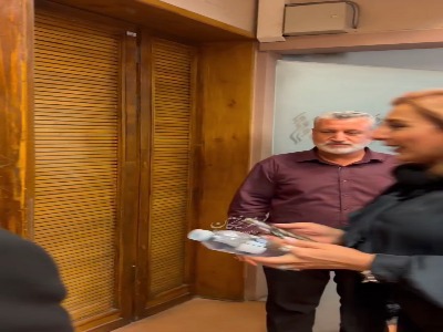 حضور رویا افشاری، بازیگر در یادبود زنده‌یاد بهناز نازی