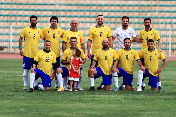 آریا جوان