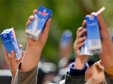 شیر مدرسه  به شرط حضوری بودن مدارس