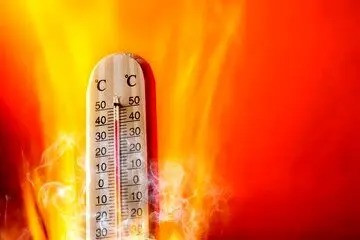 کهورک، هامون و زابل گرم‌ترین نقاط کشور شدند؛ دما در آستانه ۵۰ درجه