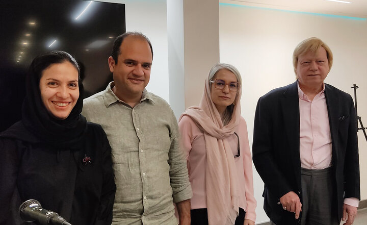آریا جوان